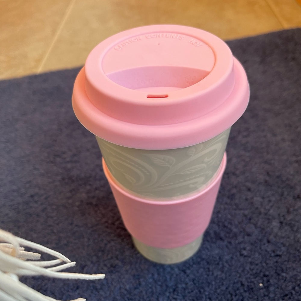 Cup with lid pink